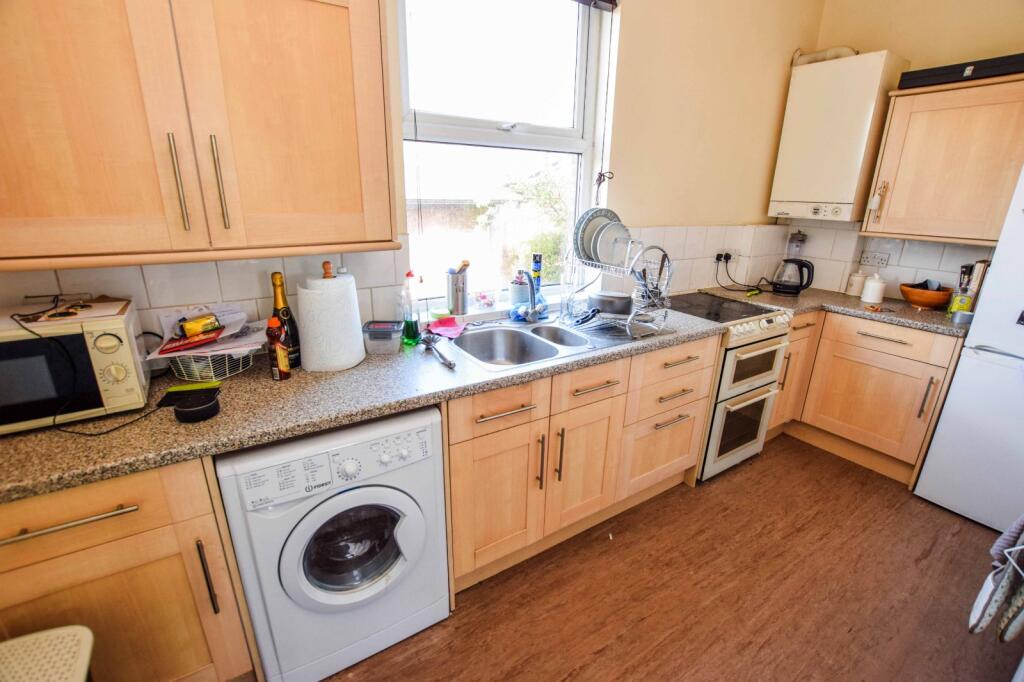Apartment in Trafford, Greater Manchester - View 4