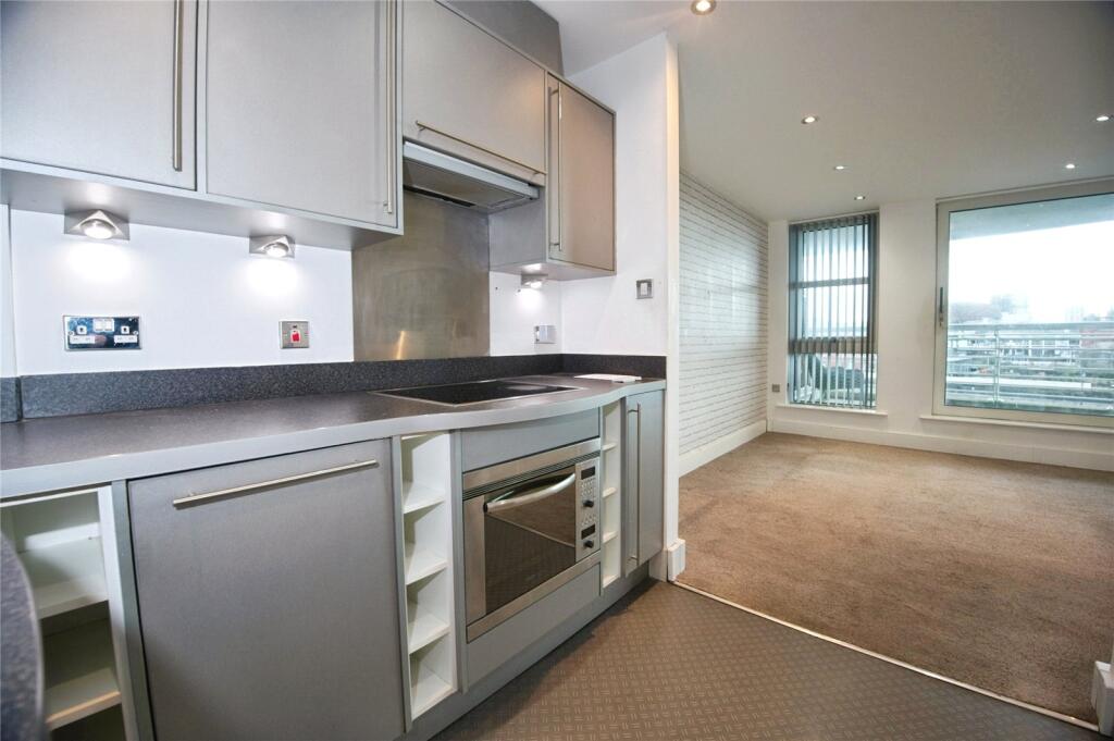 Havannah Street, Cardiff, CF10 - View 3
