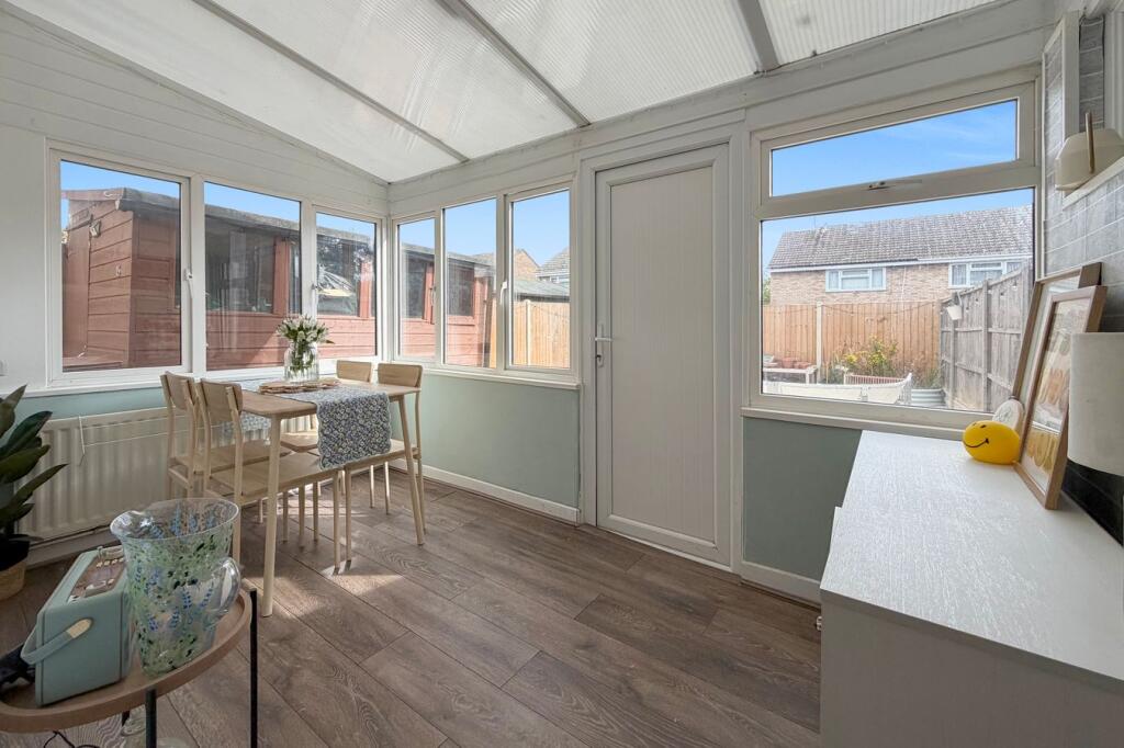 House in Gillingham, Medway - More