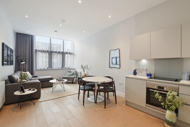 Apartment in London - View 4