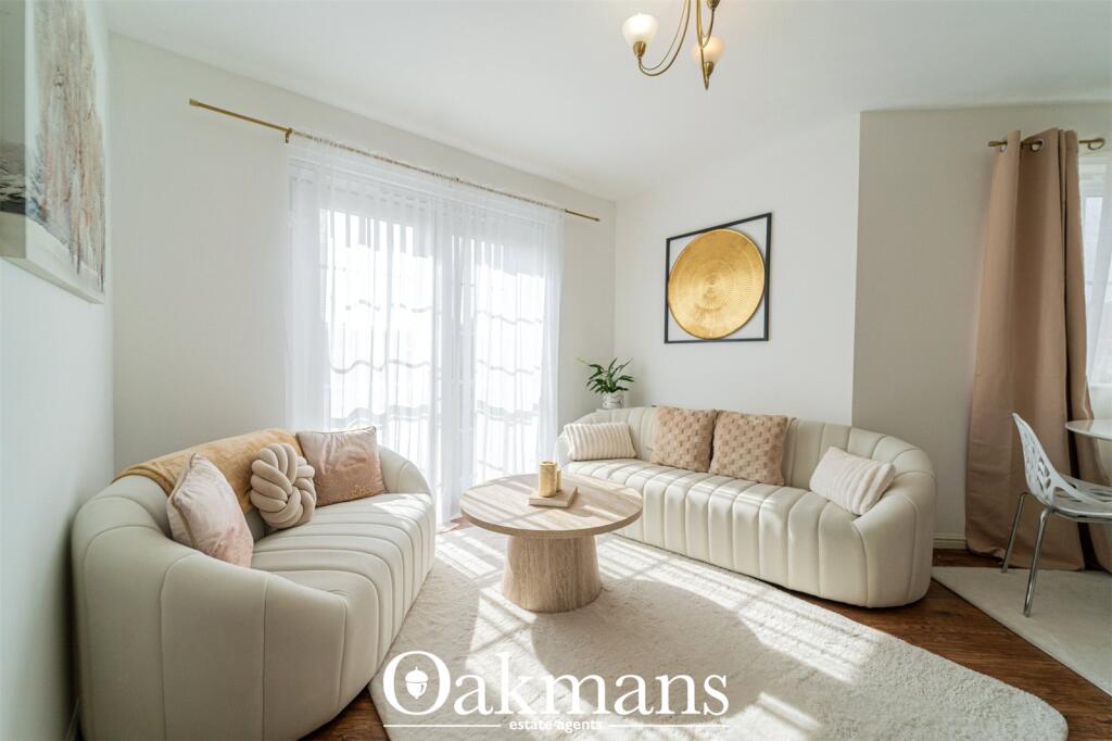 Apartment in Birmingham, Buckland End - View 5