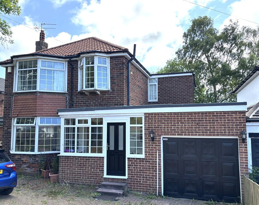 Main image of property: The Avenue, Alwoodley, Leeds, LS17