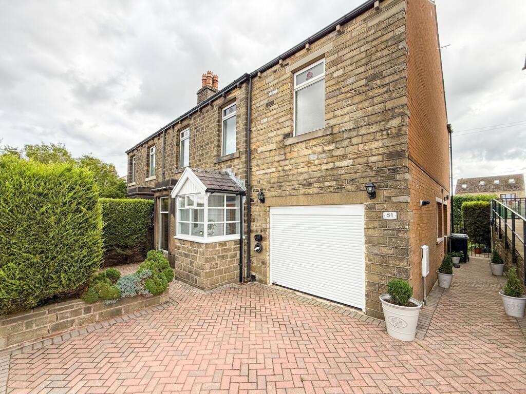 House in Kirklees, Oldfield, Holme Valley - View 3