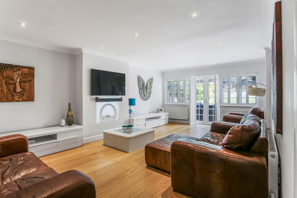 House in Banstead, Nork - View 2