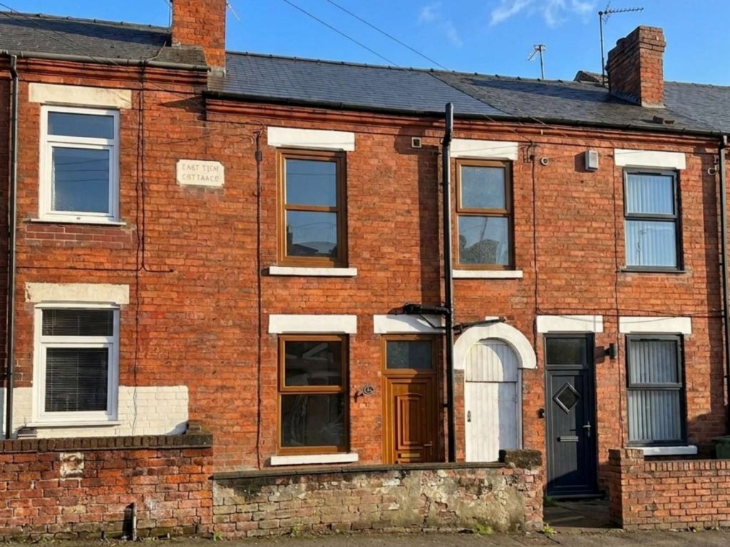 Main image of property: Queens Road North