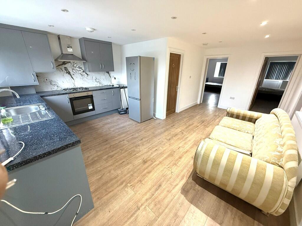 Main image of property: Bath Road, Hounslow