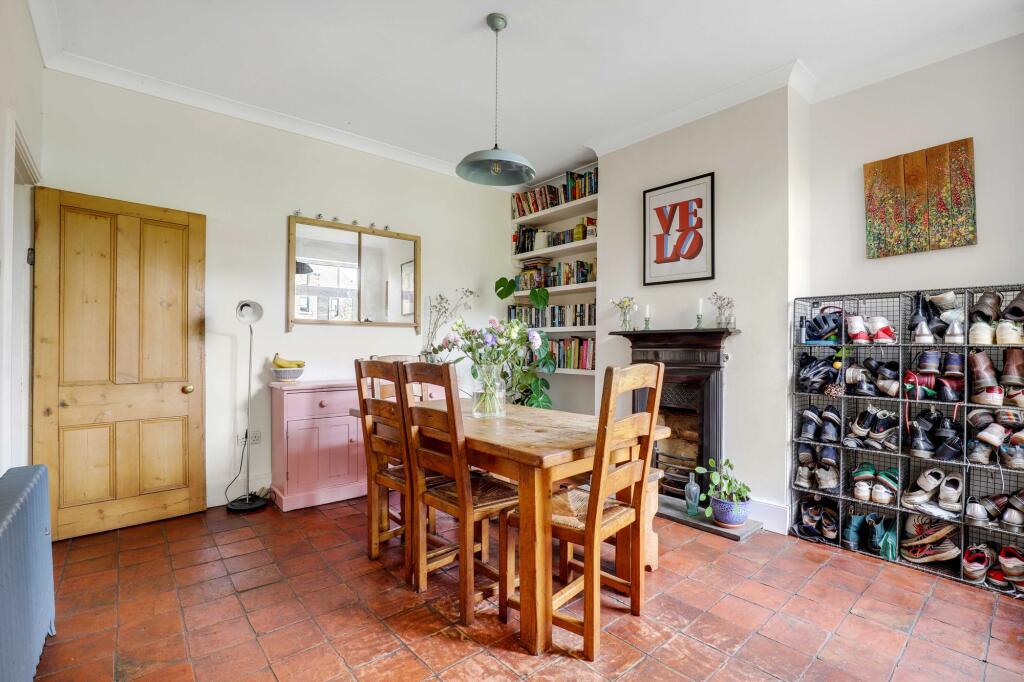 House in Nottingham, Long Eaton - More