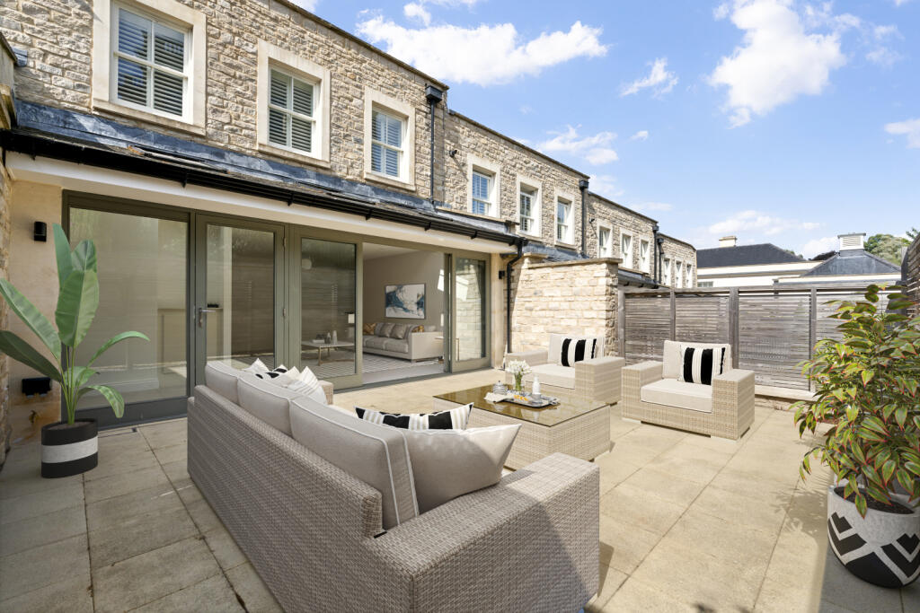 House in Bath - View 2