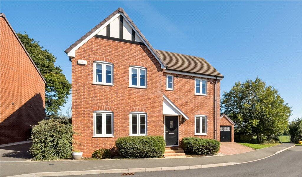 4-bed detached on Langley Grove, Twyning, Tewkesbury, £535,000