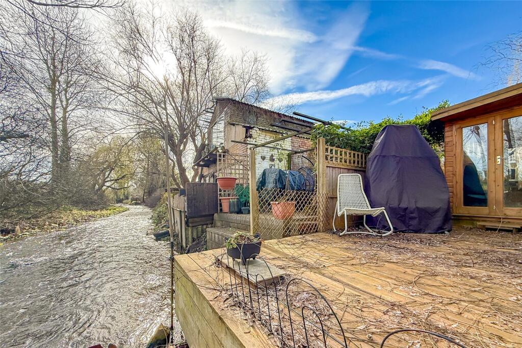 Additional image 19 of Park Street, St. Albans, Hertfordshire, AL2