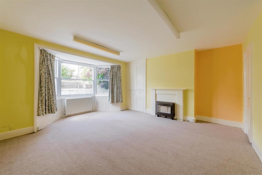 House in Hove, Brunswick - More