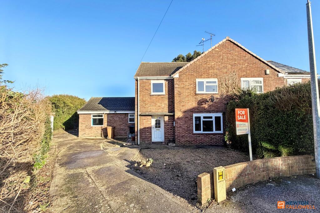 Main image of property: Lindsey Close, Walton, Peterborough, PE4