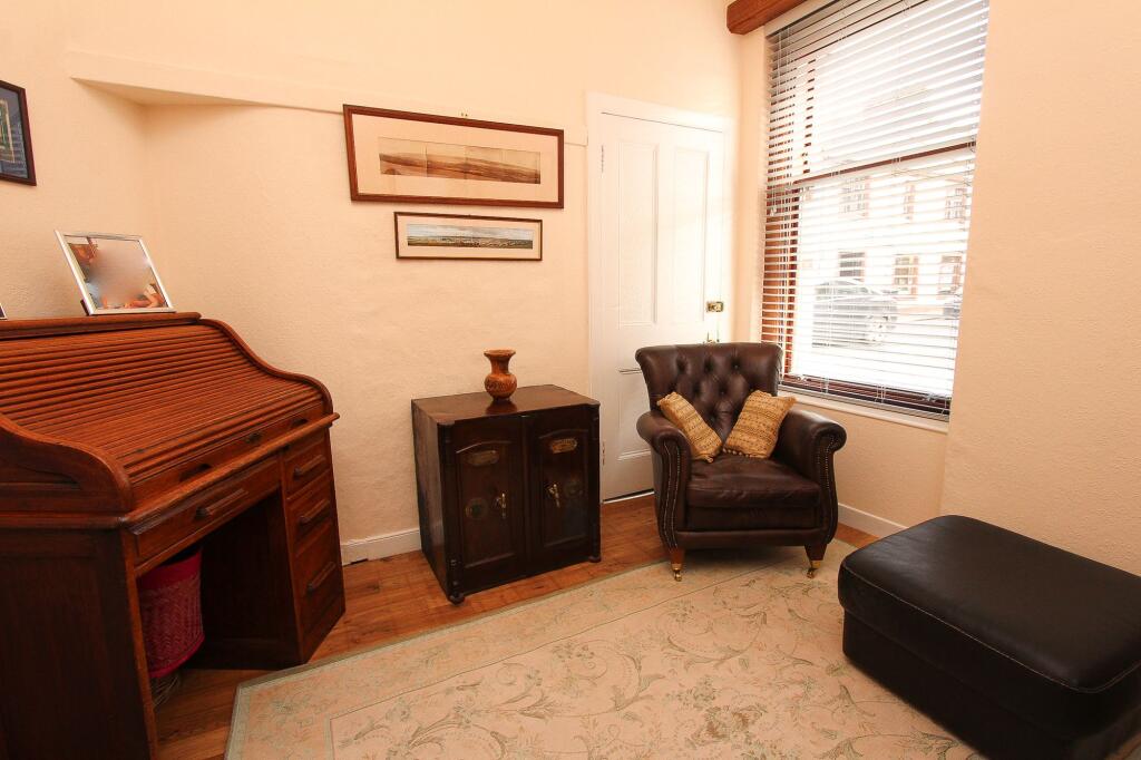 Hanover Square, Stranraer, DG9 photo 4