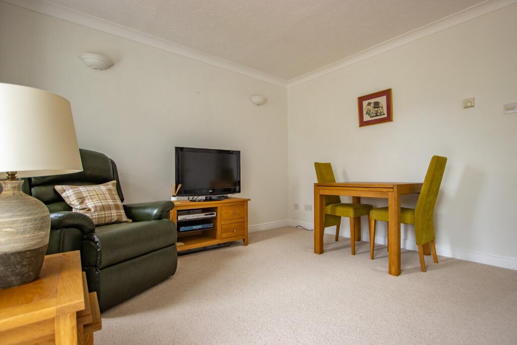 Stanton Road, Dersingham photo 4