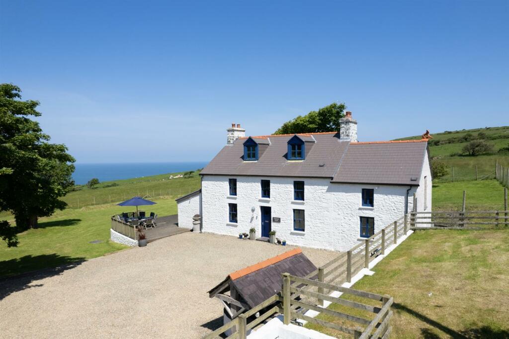 5-bed other on Blaencelyn, Llangrannog, Llandysul, £825,000