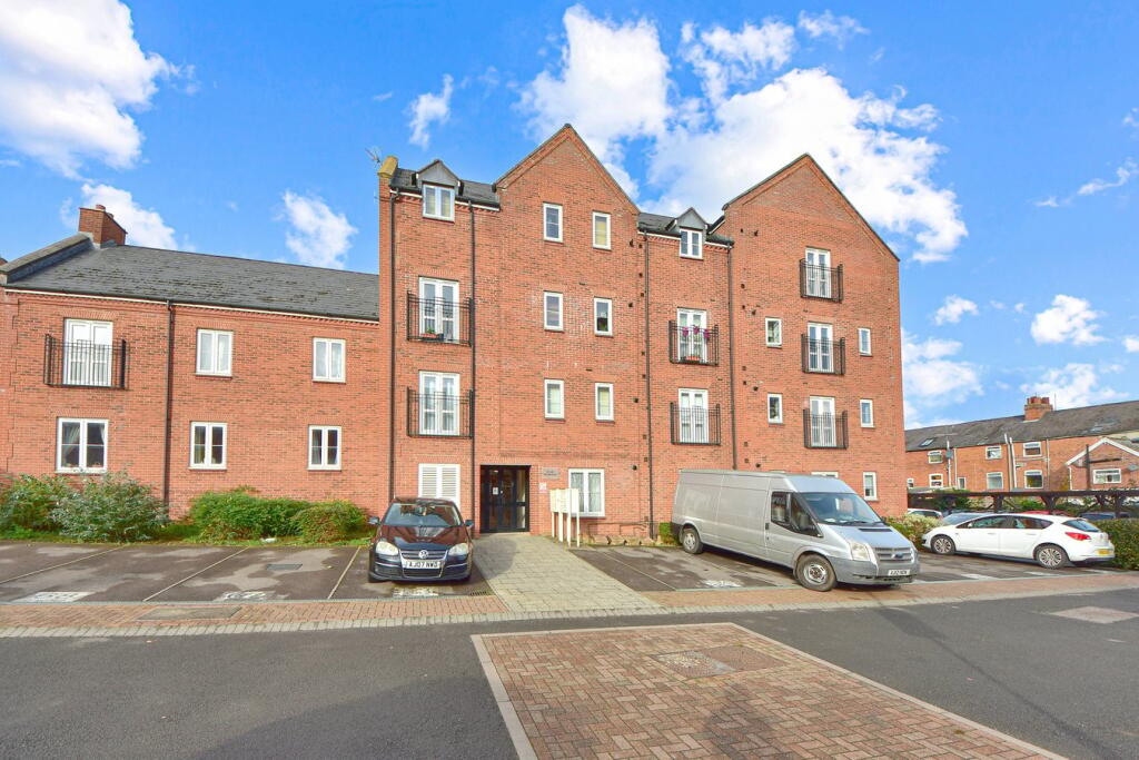 Main image of property: Britannia Road, Banbury, OX16