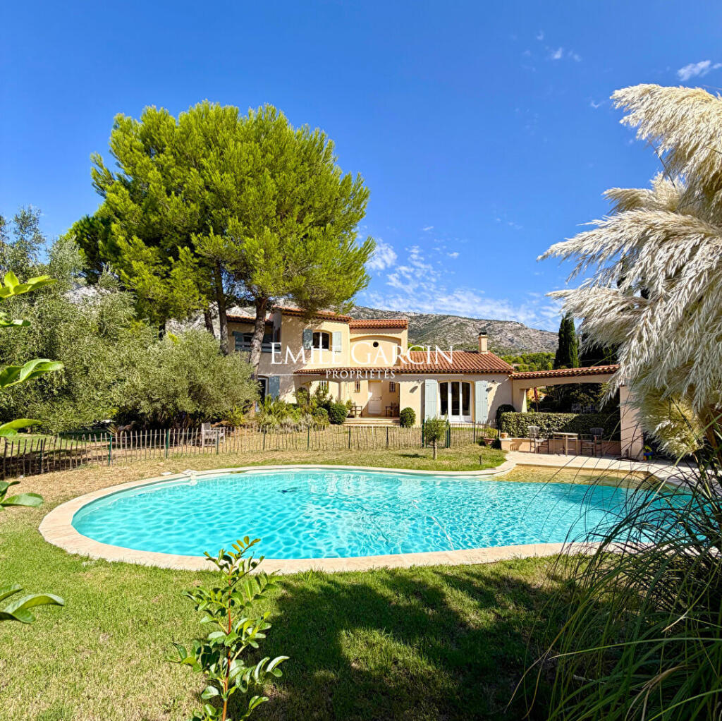 Main image of property: Provence-Alps-Cote d`Azur, Bouches-du-Rhône, Aix-en-Provence