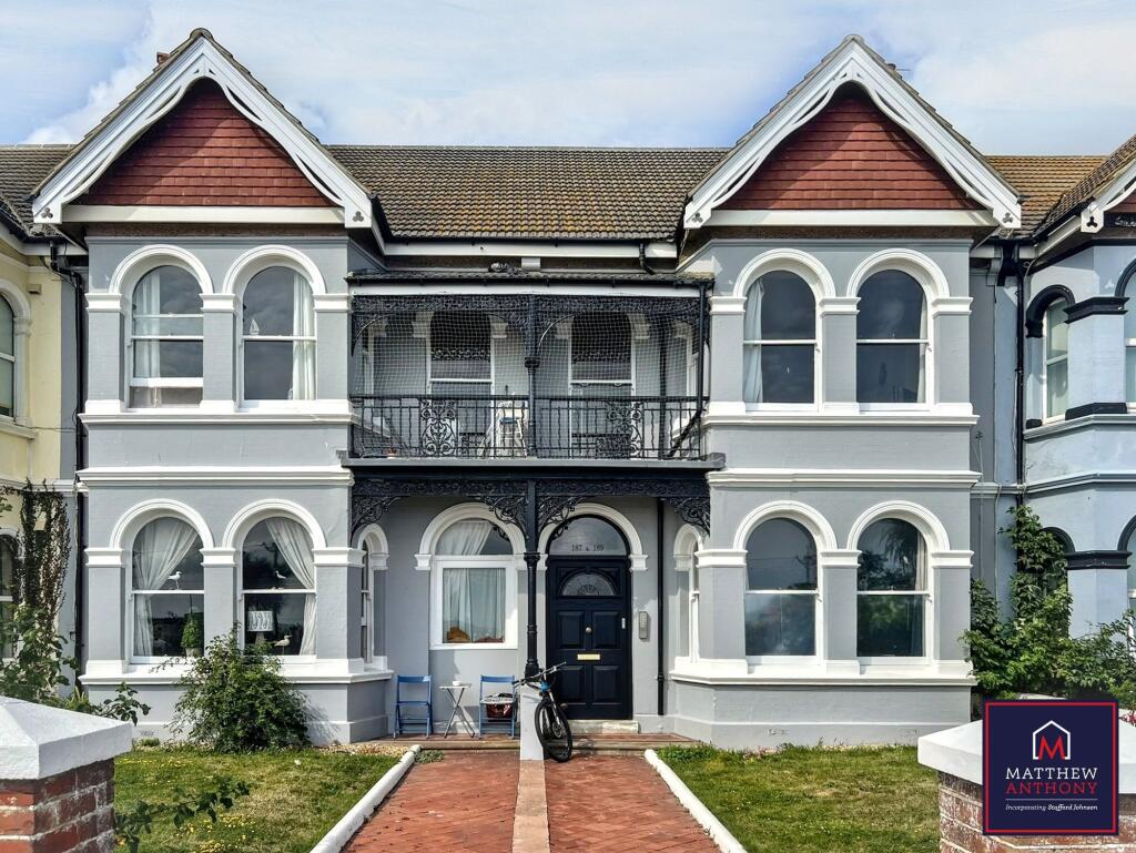 Brighton Road, Worthing, BN11