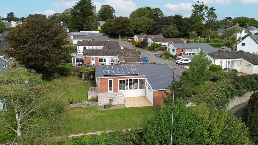 5 Church Hill Close, Llanblethian, Cowbridge CF71 7JH photo 4