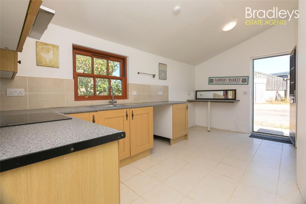 House in Porthcurno, St. Levan - View 5