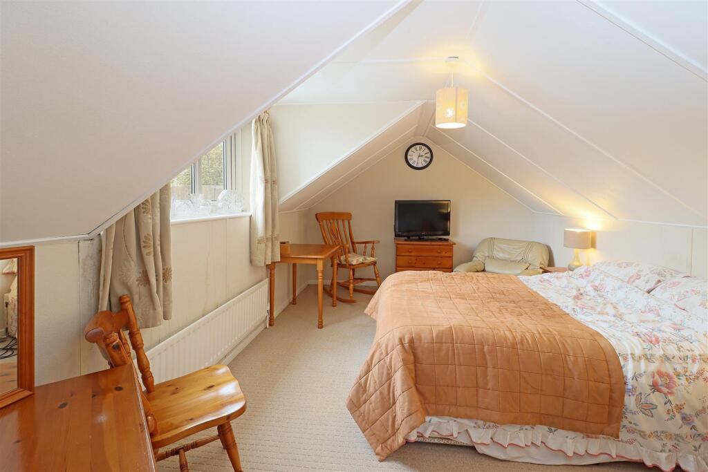 House in Newcastle upon Tyne - More