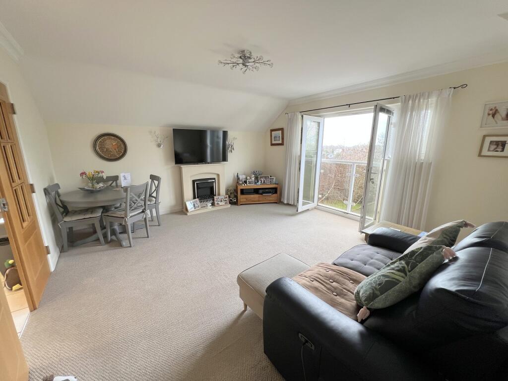 Apartment in New Forest, New Milton - View 4