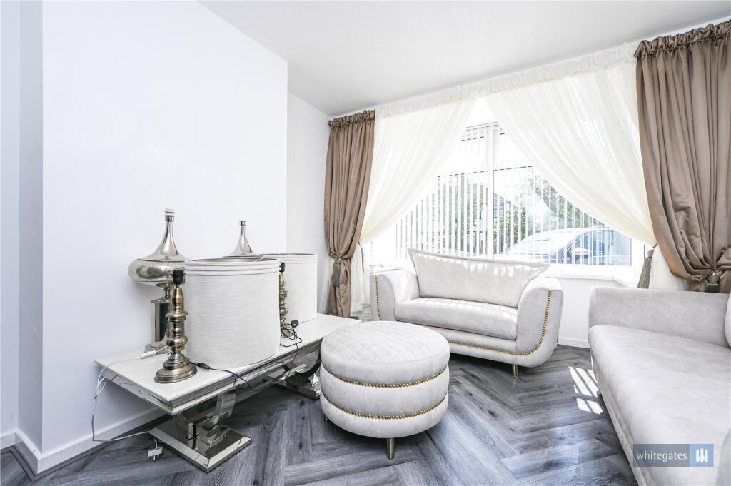 House in Knowsley, Liverpool City Region - View 4