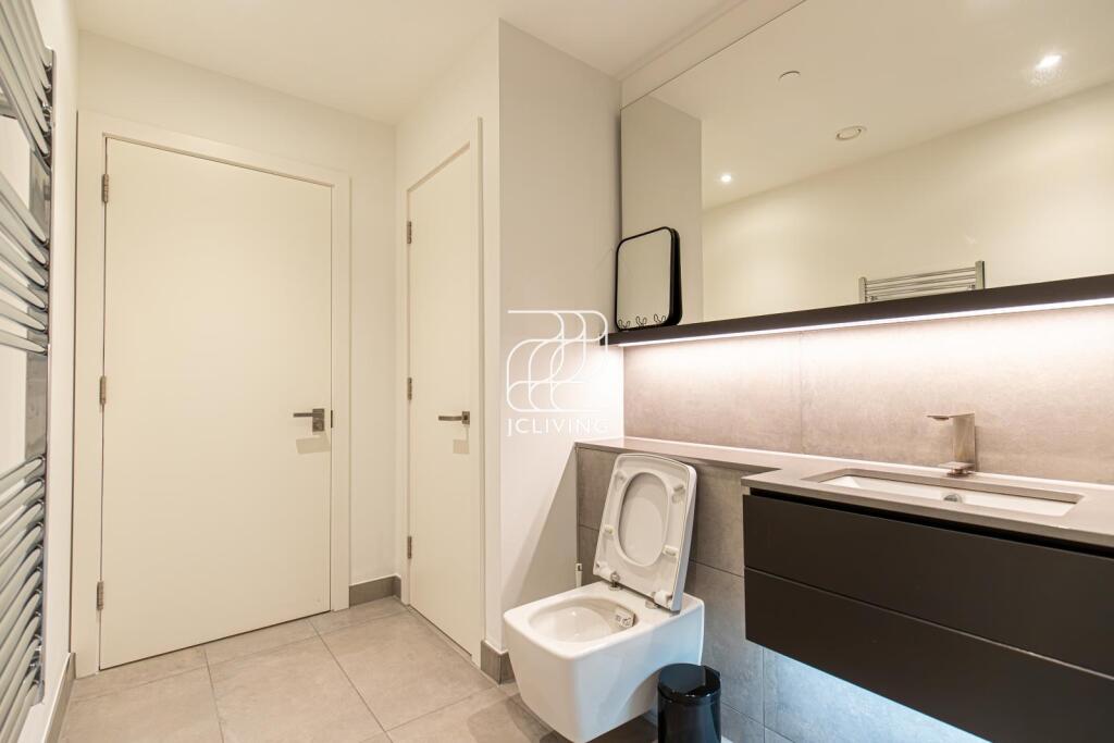 Apartment in London - More