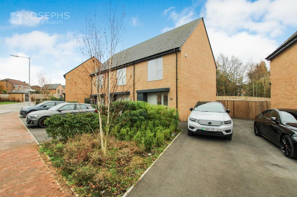 Main image of property: Fenton Way, Bolton, Greater Manchester, BL3