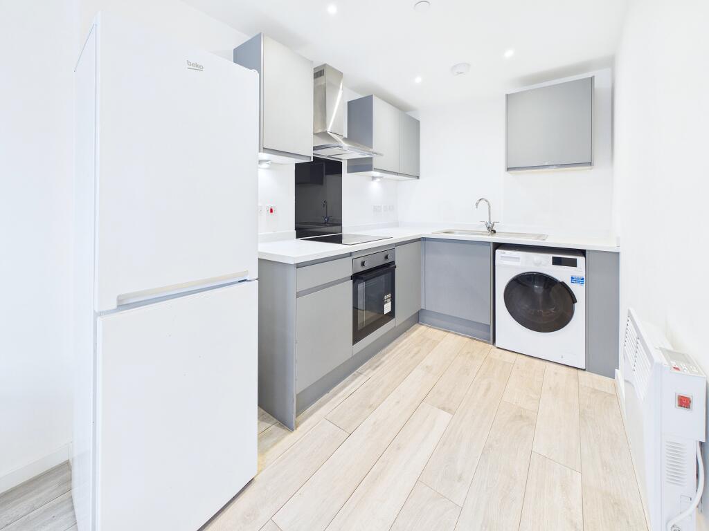 Apartment in Wigan, Greater Manchester - View 5