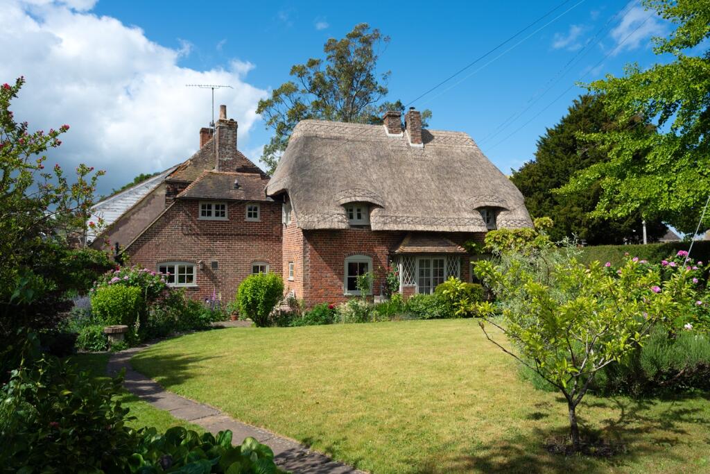 3-bed detached on The Street, Womenswold, Canterbury, £600,000