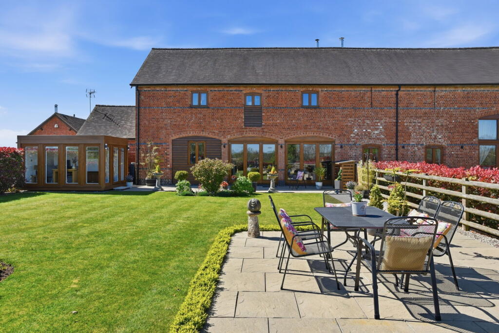 Main image of property: THREE ARCH BARN, BOTLEY HILL, HENLEY IN ARDEN