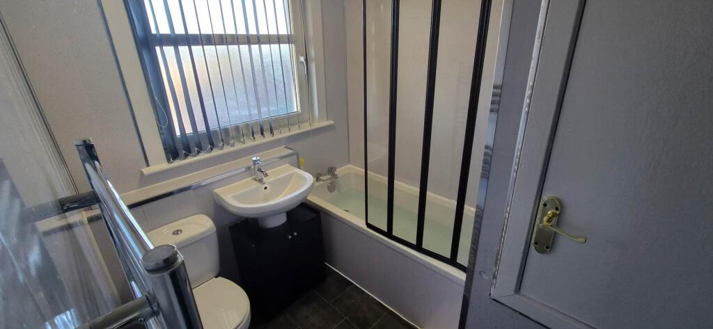 Apartment in Glasgow - View 4