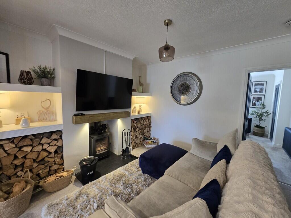 House in Middlewich, Cheshire East - View 4