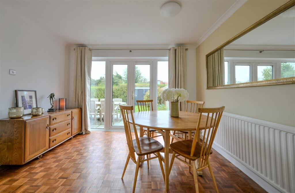 House in Guildford, Send Marsh, Send - View 4