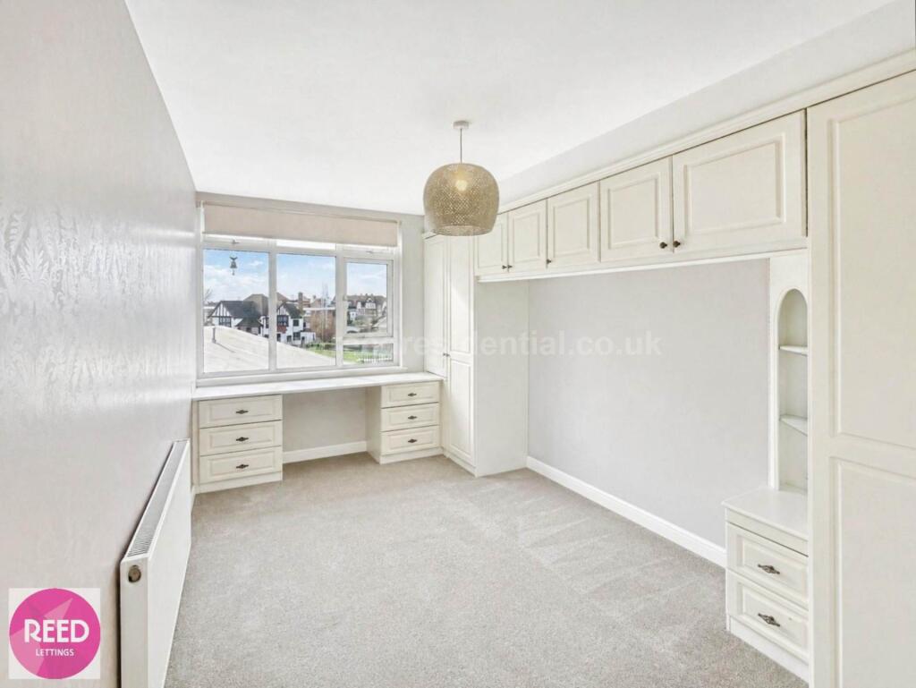 Chalkwell Lodge, London Road, Westcliff On Sea photo 5