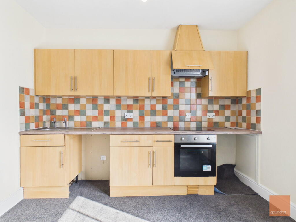 Apartment in Truro - View 4