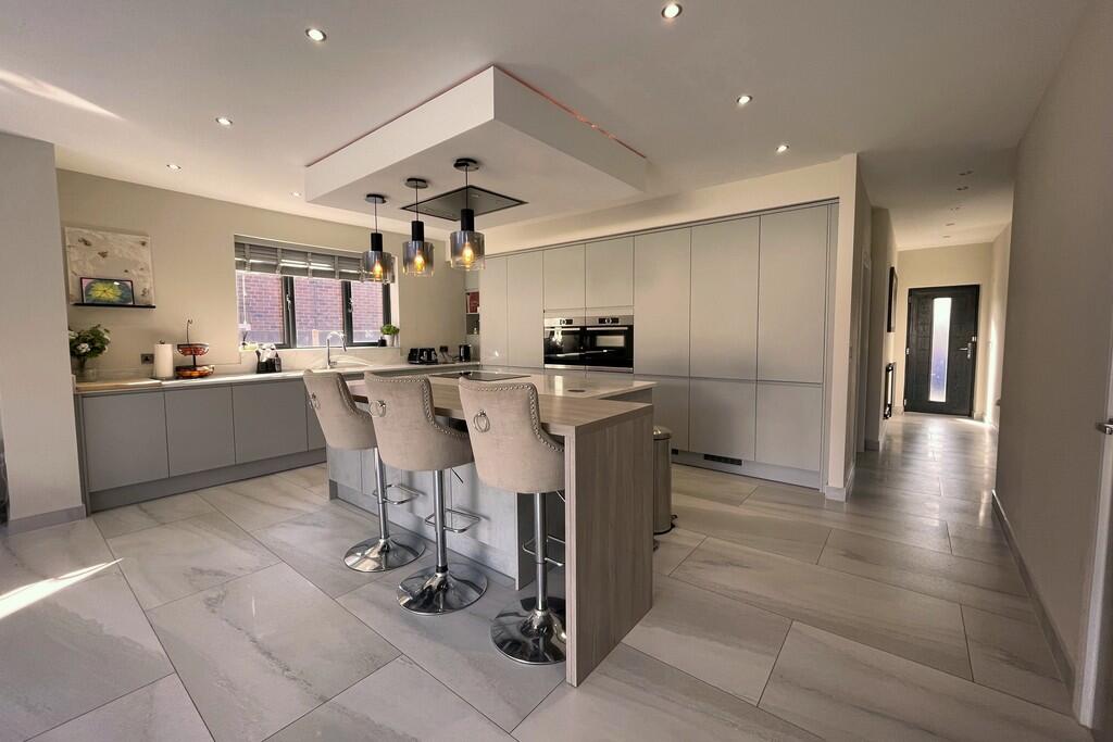 Tenter Road, Warmsworth, Doncaster photo 4