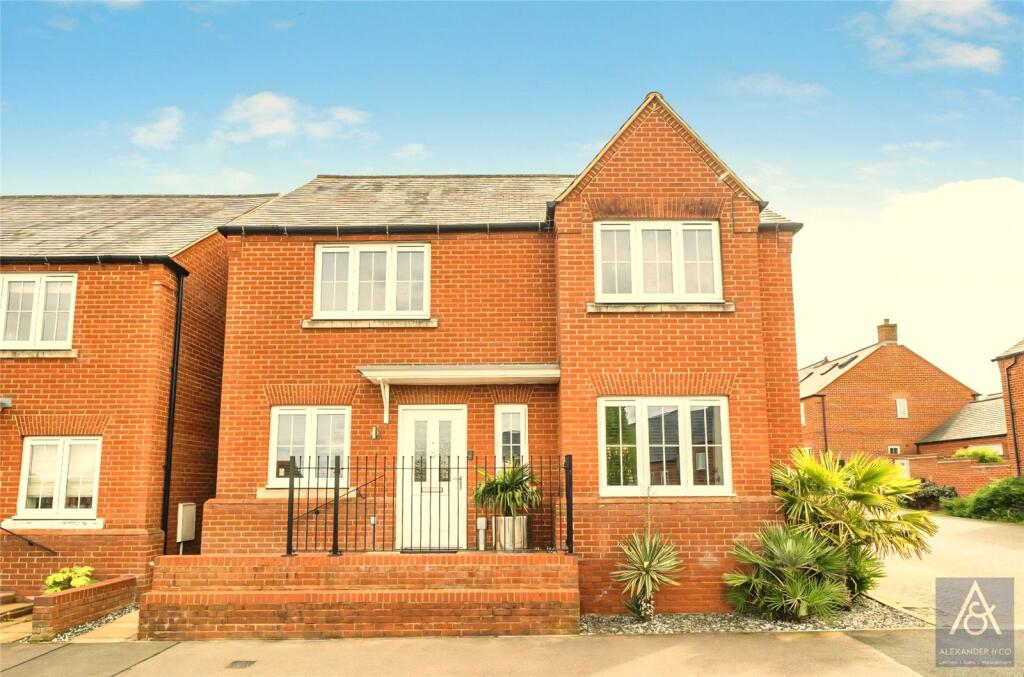 Main image of property: Needlepin Way, Buckingham, Buckinghamshire