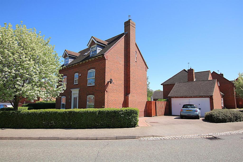 Main image of property: Quintonside, Grange Park