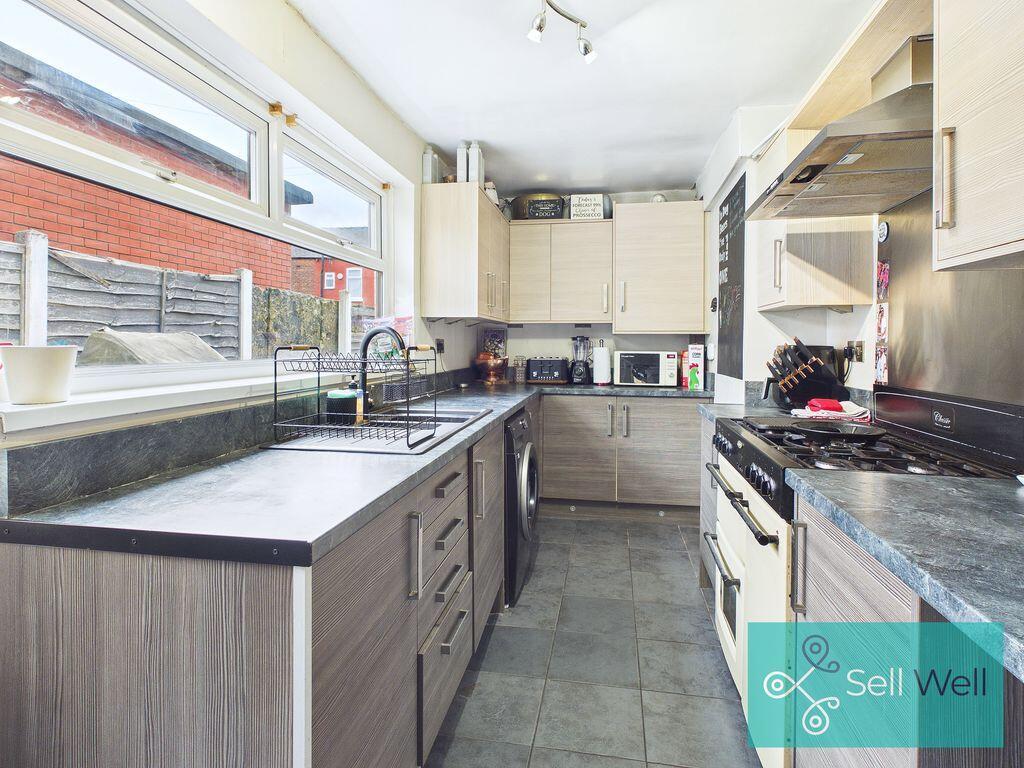 House in Salford, Linnyshaw - More