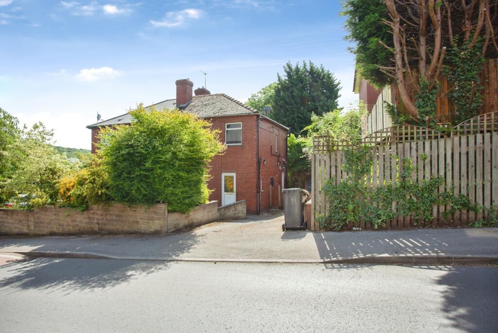 Main image of property: Thorncliffe Lane, Chapeltown, Sheffield, South Yorkshire, S35
