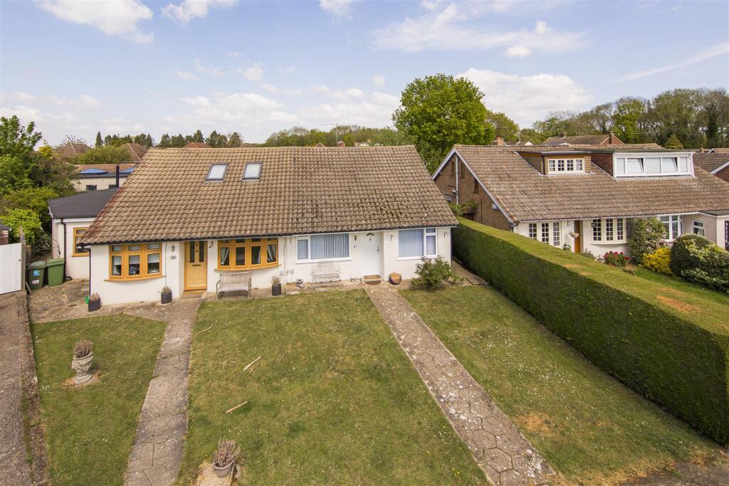 Main image of property: Oaklands Close, West Kingsdown, Sevenoaks