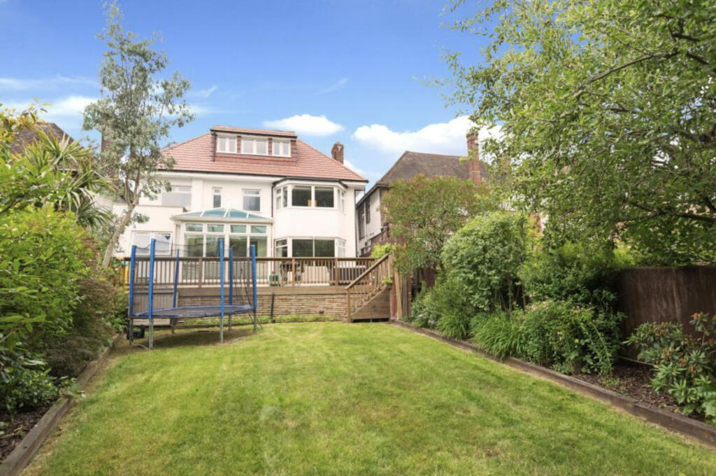 Property photo 8