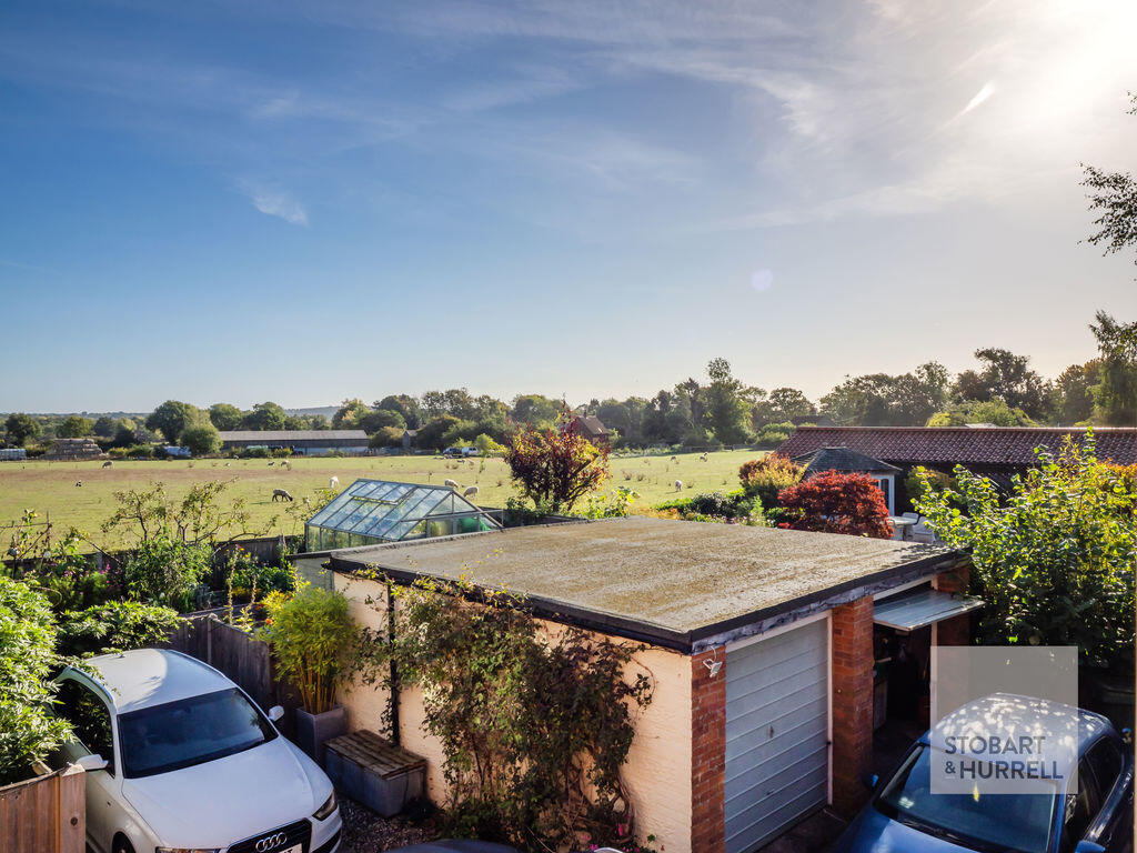 House in South Norfolk, Surlingham - View 2