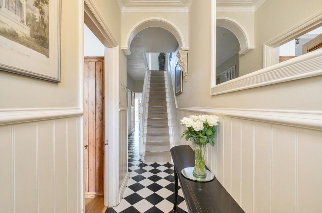 House in Tonbridge - View 5