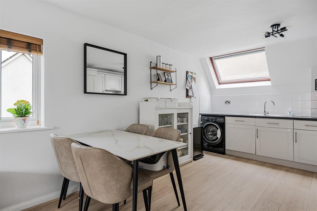 Apartment in Stevenage - View 4