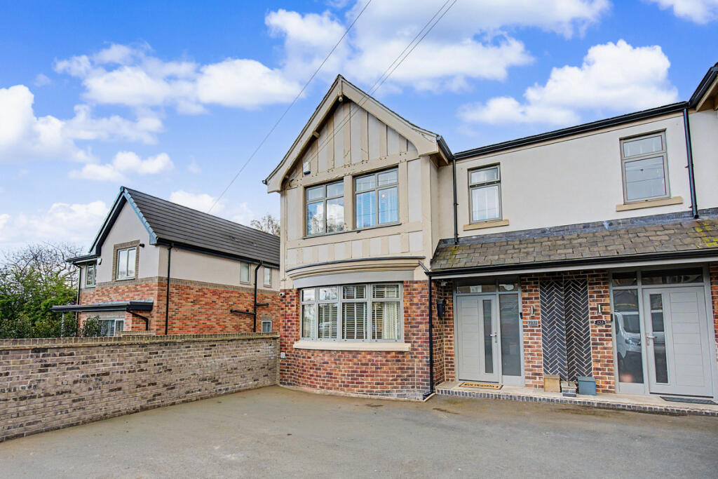 Main image of property: Batley Road, Wakefield, WF2