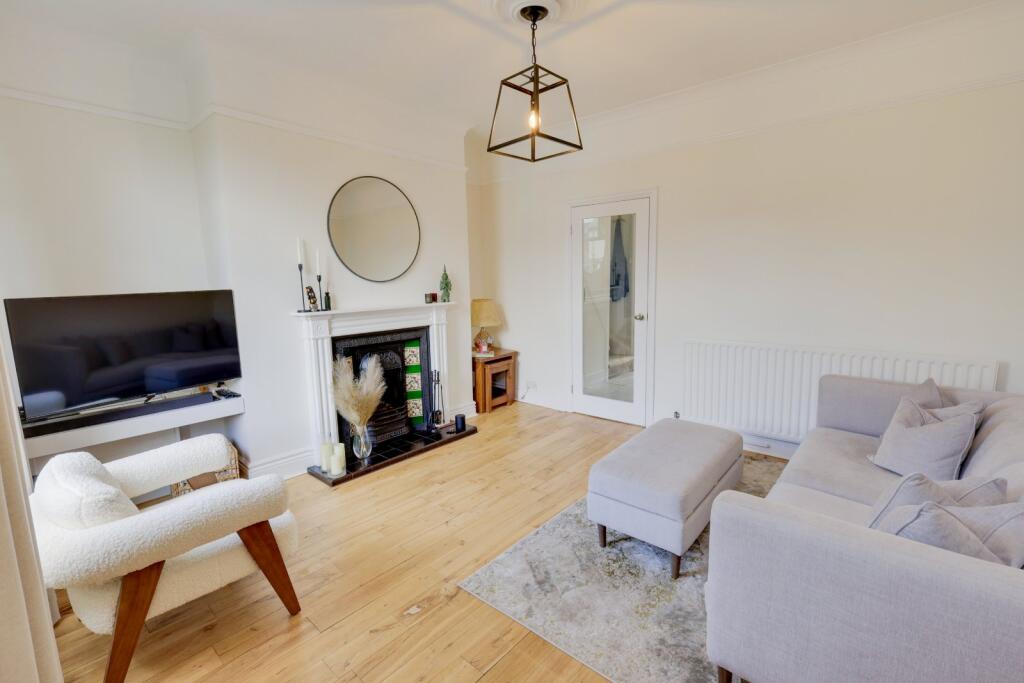 Victoria Gardens, Horsforth, Leeds, West Yorkshire, LS18 photo 2