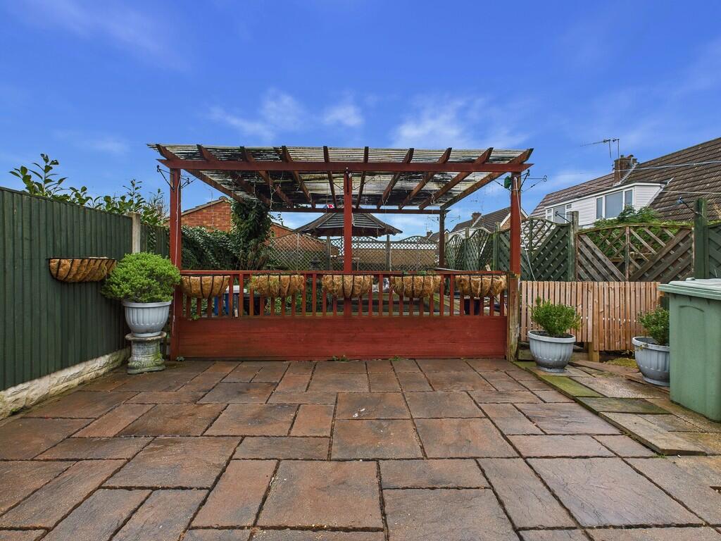 8 Ilam Close - View 4